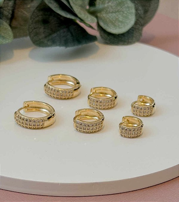 TRIO DE ARGOLAS 3 FILEIRAS DE PEDRAS