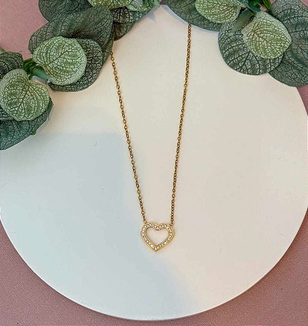 COLAR CORAÇÃO VAZADO GOLD COM ZIRCÔNIAS - AÇO 316L