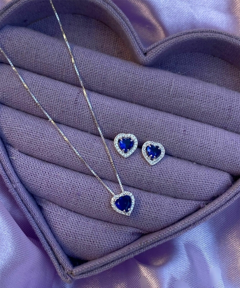 CONJUNTO BRINCO E COLAR CORAÇÃO AZUL SAFIRA