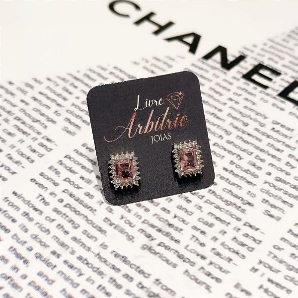 BRINCO RETANGULO DIAMOND ROSA CLARO 1,2CM X 1CM