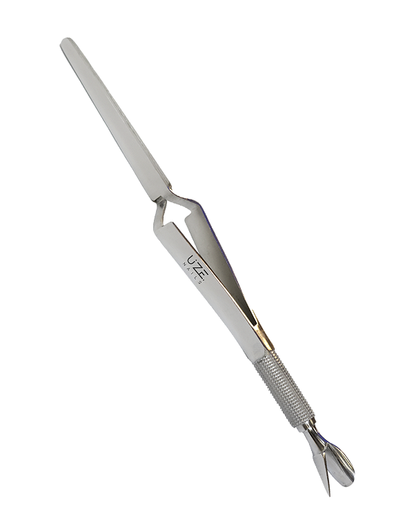 PINÇA DE CURVATURA UZE NAILS