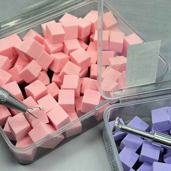 KIT ESPONJA + PEGADOR PARA ESFUMADO (CORES SORTIDAS)