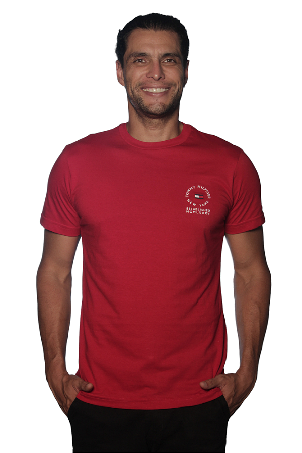Camiseta Tommy Hilfiger Masculina Essential Cotton Vermelha - Compre Agora