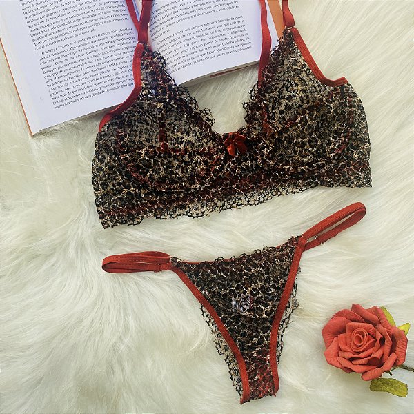 Conjunto Etty em renda com aro