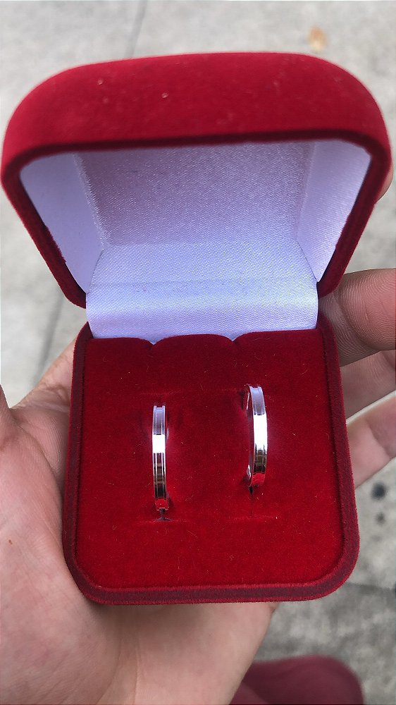 Par de alianças, 3mm, lisa, Prata 925.