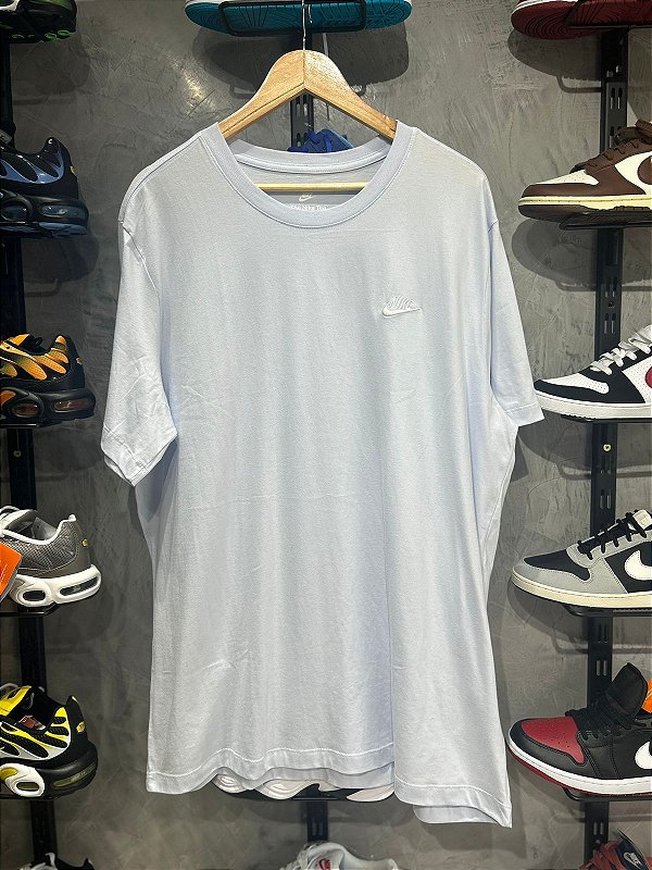 Camiseta Nike Sportswear Lilás