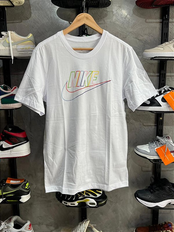 Camiseta Nike Club Fleece Color Branca
