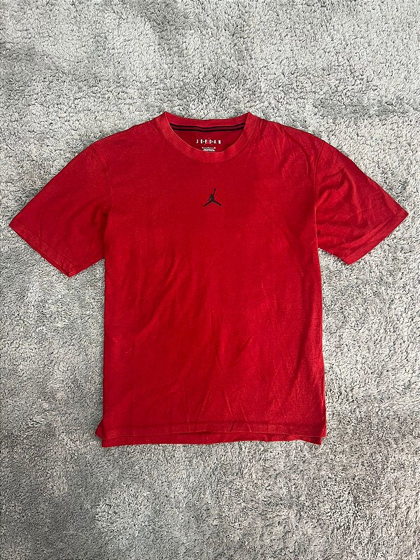 Camiseta Nike Jordan Jump Centro Vermelha