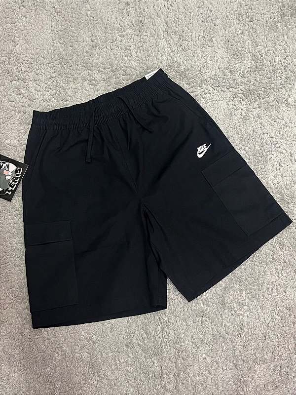 BERMUDA NIKE CARGO WOVEN PRETA