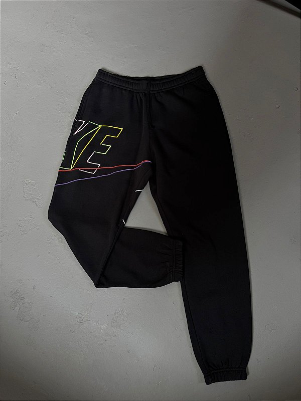 CALÇA NIKE CLUB FLEECE COLOR PRETA
