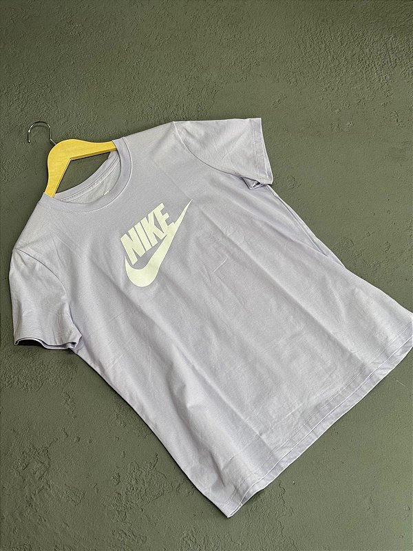 CAMISETA NIKE ICON FEMININA LILÁS