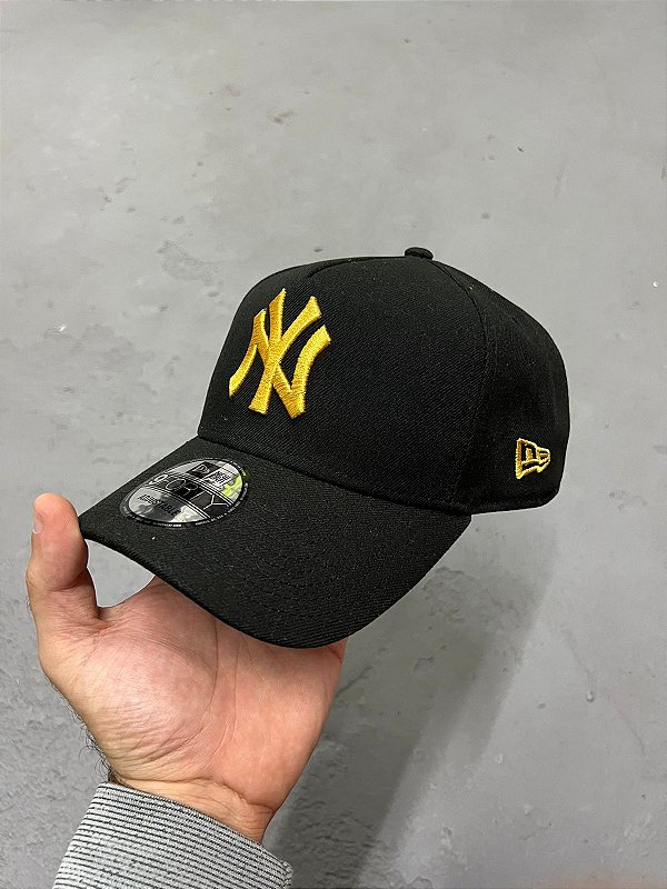 BONÉ NEW ERA PRETO / AMARELO