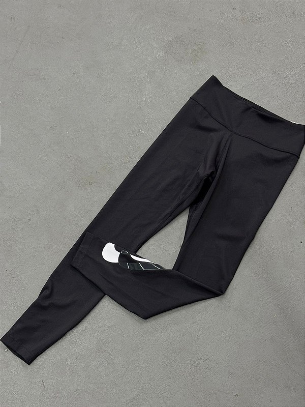 CALÇA NIKE LEGGING FACÃO PRETA FEMININA