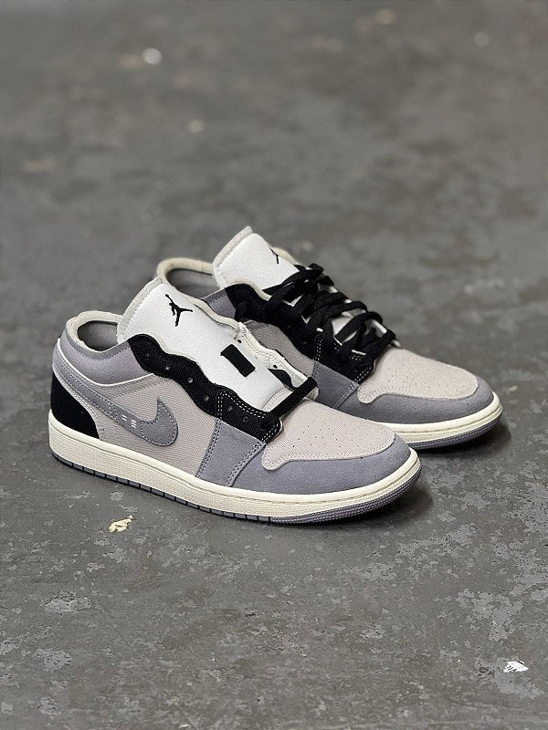 Tênis Air Jordan 1 Low SE Craft Inside Out Cement Grey