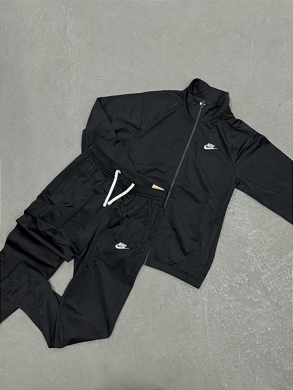 Conjunto Nike Club Preto