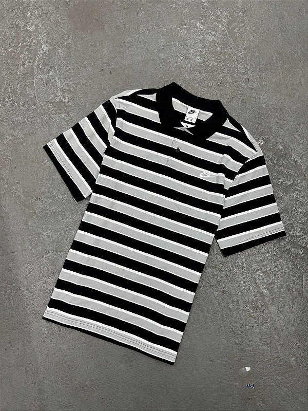 POLO NIKE CLUB LISTRADA (Preta/Cinza)