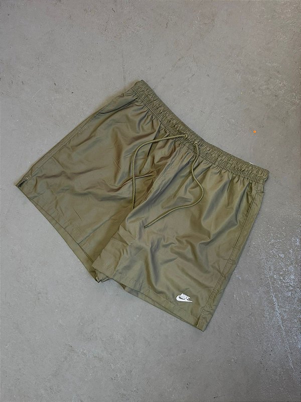 Short Nike Club Flow Verde Militar
