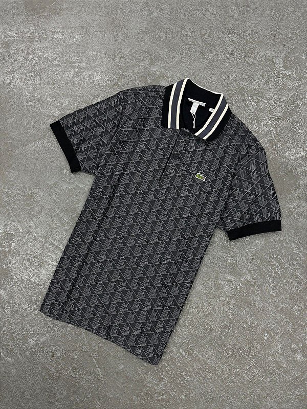 POLO LACOSTE MONOGRAMA PRETA