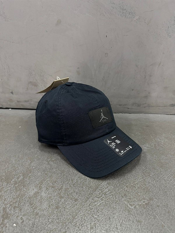 BONÉ JORDAN HERITAGE PRETO