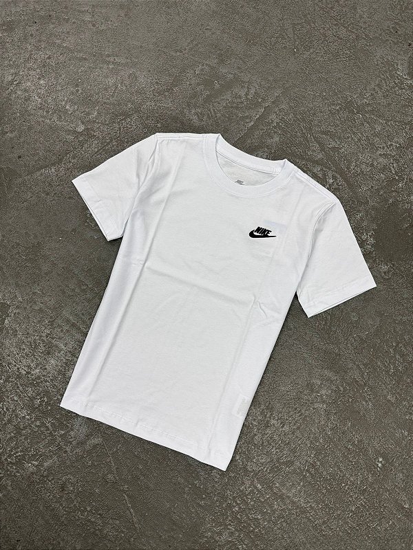 Camiseta Nike Sportswear Futura Infantil Branca
