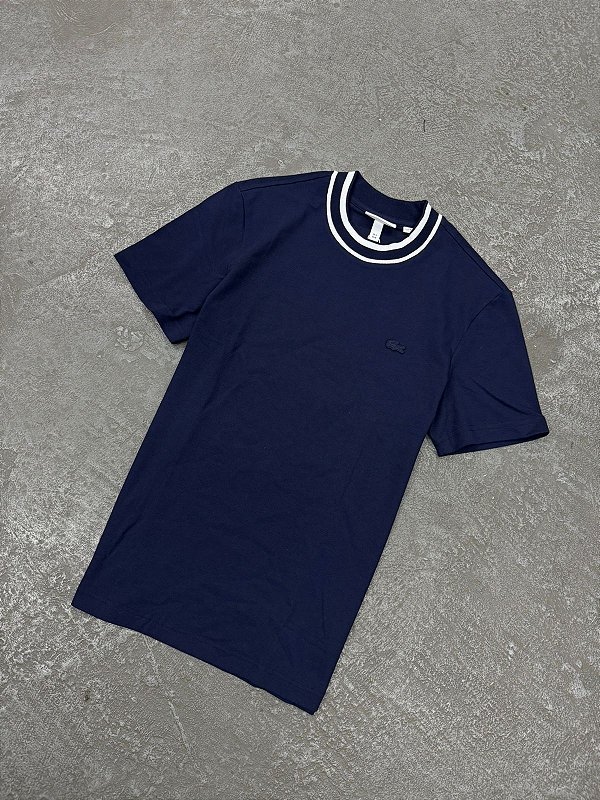 Camiseta Lacoste de Piqué com Gola Listrada em Stretch (Azul)
