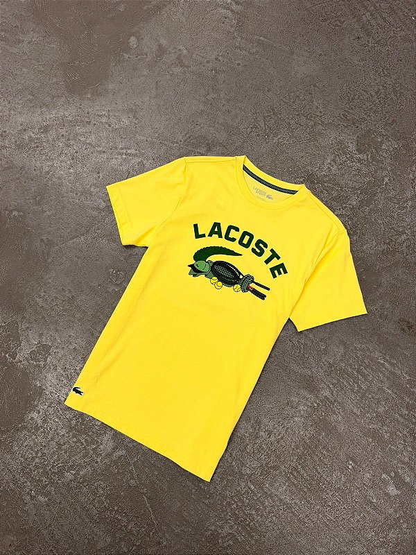 Camiseta Lacoste Estampada  de Tênis Ultra-Dry (Amarela)