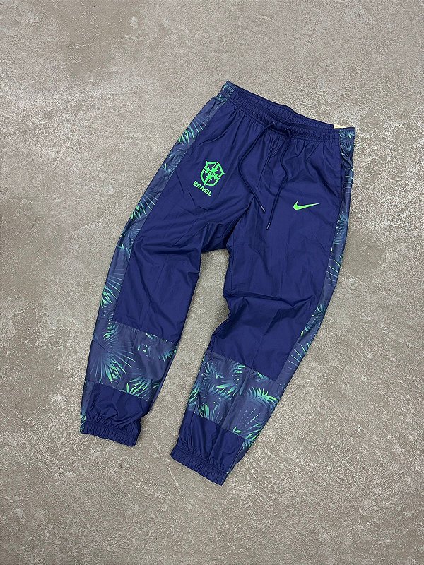 Calça Nike Brasil Essential Azul Marinho