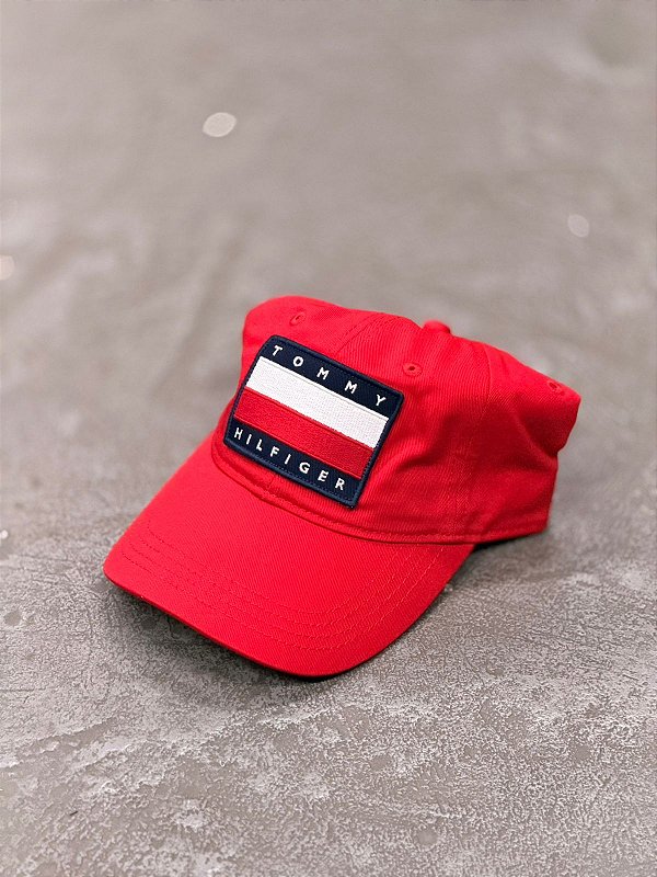 Boné Tommy Hilfiger Bandeira Big Logo Vermelho