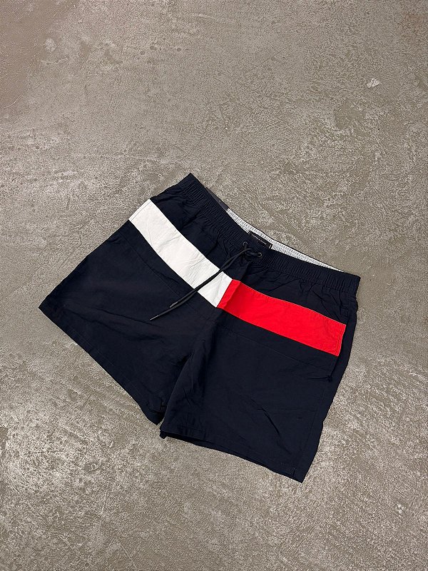 Short Tommy Hilfiger Listrado (Azul/Branco/Vermelho)