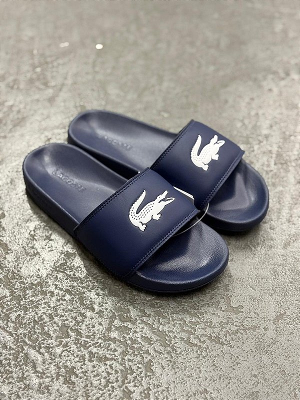 Chinelo Slide Lacoste Serve CMA (Azul Marinho)