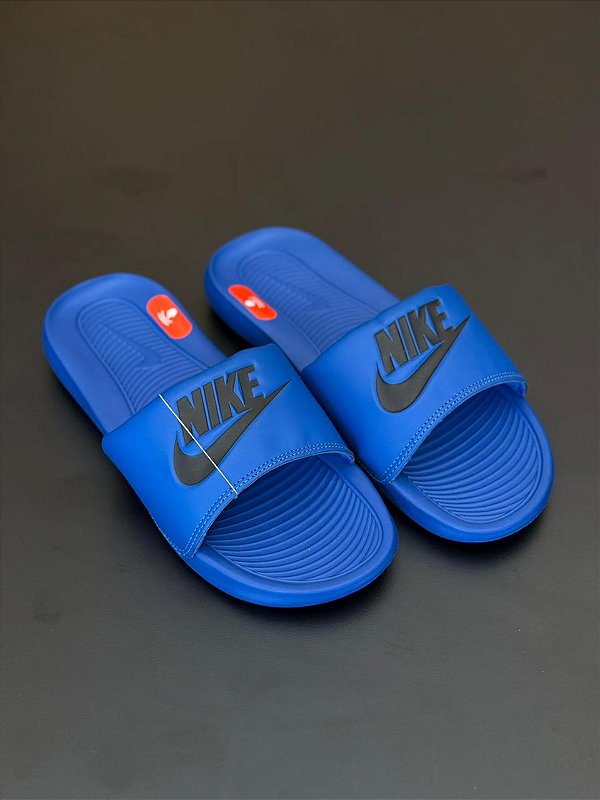CHINELO NIKE VICTORI ONE AZUL ROYAL