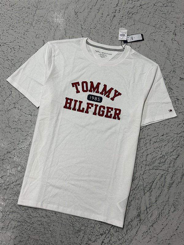 Camiseta Tommy Hilfiger  Varsity Logo (Branca)