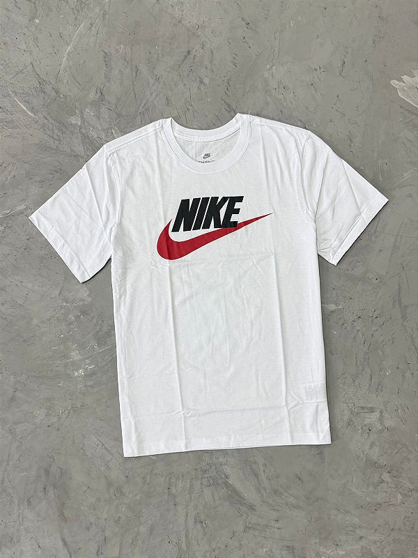Camiseta Nike Sportswear Icon Futura (Branca)