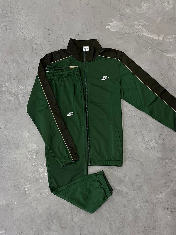Conjunto Nike Club ( Verde )