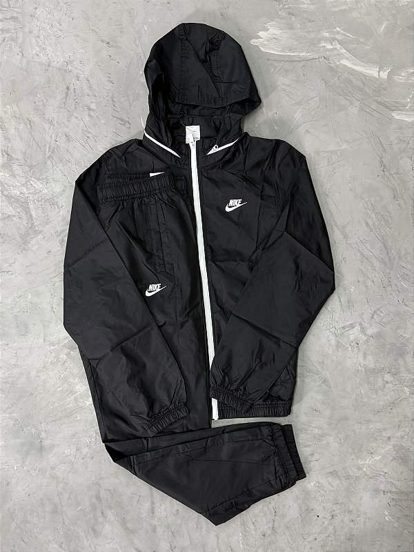 Conjunto Nike Sportswear Club Woven (Preto)