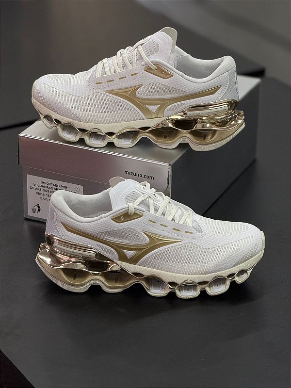 Tênis Mizuno Wave Prophecy 15 (Branco/Dourado)