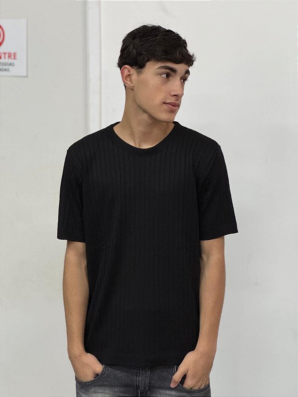 CAMISETA TEXTURIZADA PRETA