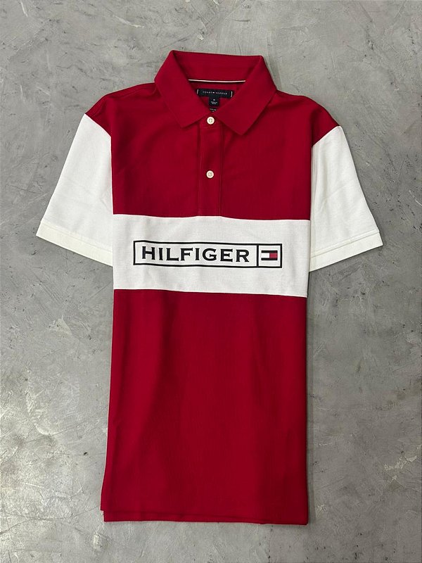 POLO TOMMY HILFIGER TECIDO PIQUÉ EMBORRACHADA (VERMELHA/BRANCA)