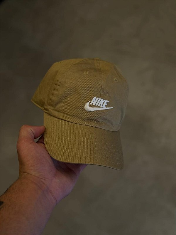 Boné Nike H86 Club Cap Marrom