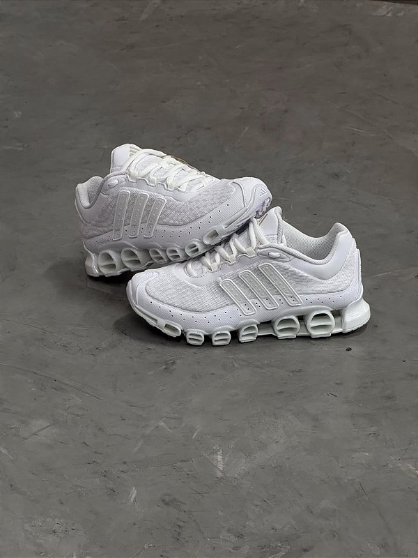 Tenis Adidas Megaride Triple White