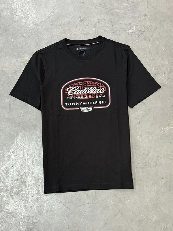 Camiseta Tommy Hilfiger x Cadillac Formula 1® Team Logo (Black/Red)