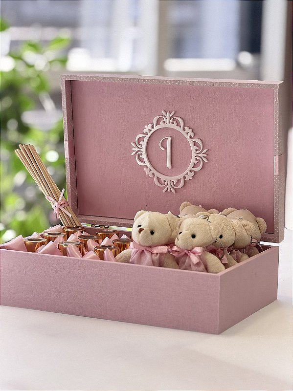 Caixa personalizada com 10 chaveiros de ursinhos e 10 aromatizadores 50ml