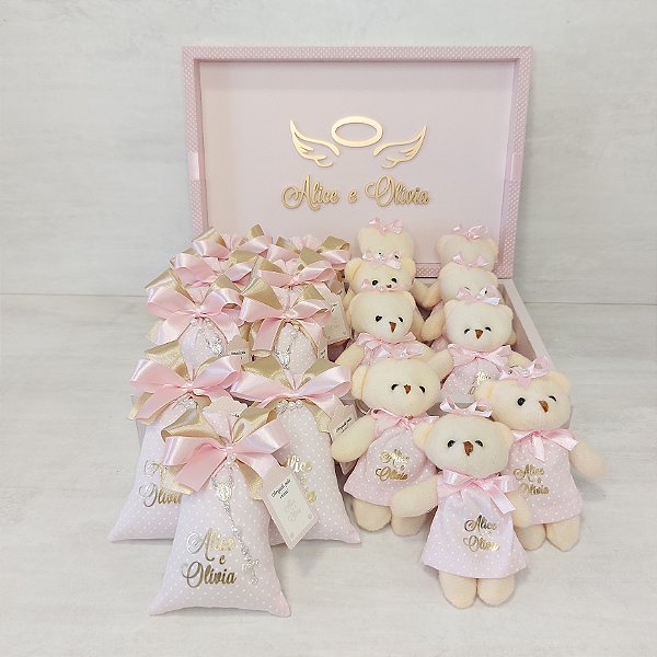 Caixa personalizada com 10 chaveiros de ursinhos e 10 sachês aromatizados