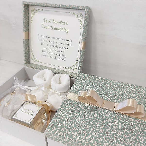 Caixa revelação de gravidez – Sapatinhos de bebê, moldura e aromatizador