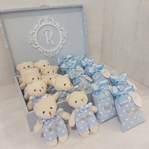Caixa personalizada com 10 chaveiros de ursinhos e 10 sachês aromatizados