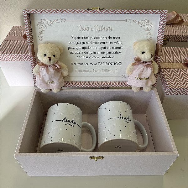 Caixa convite para padrinhos – Canecas personalizadas e chaveiros ursinho