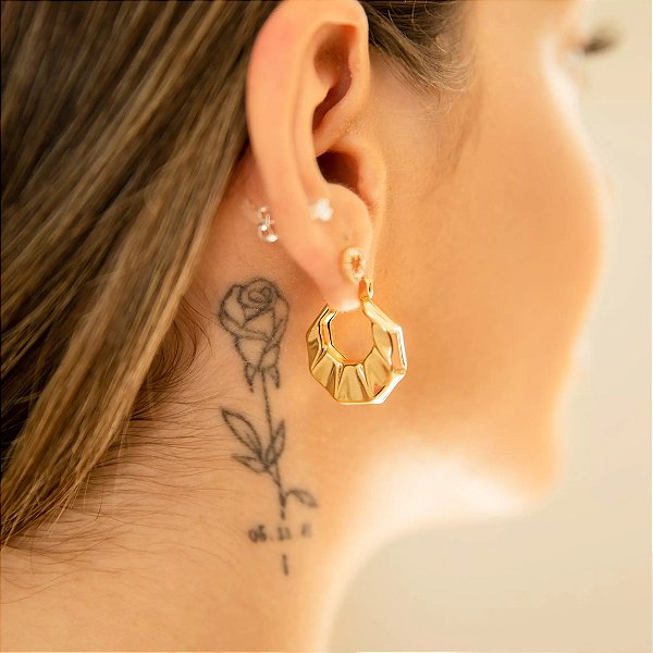 Argola Rebeca - Fecho Italiano - Dourada