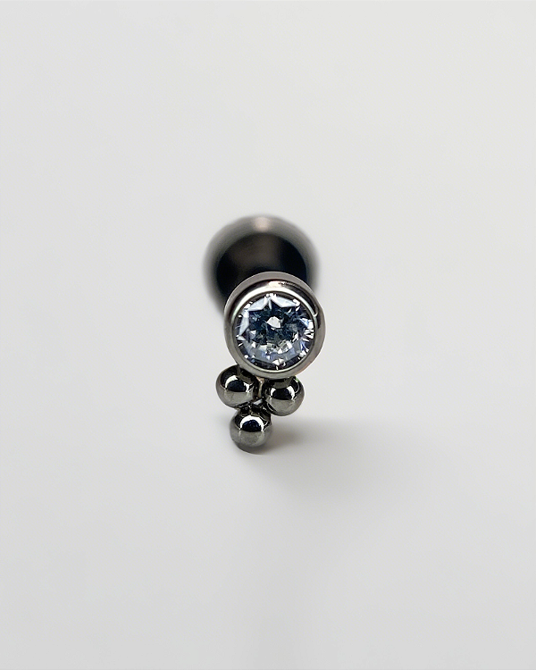 Piercing Labret com Zircônia Zyra - Titânio