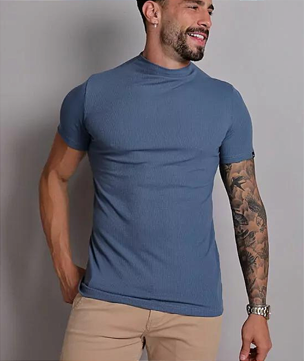 Camiseta Azul Gola Media Fiji