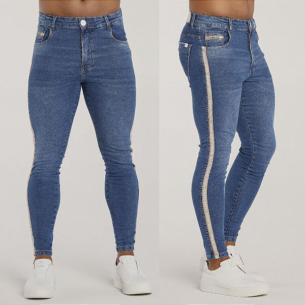 Calça Jeans com fita personalizada lateral, e com bigode a laser